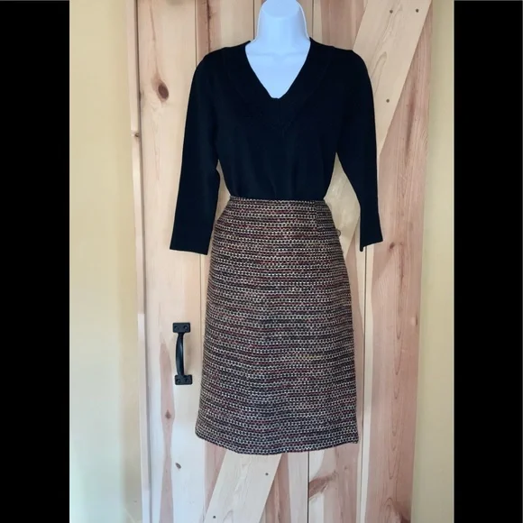 Doncaster Collection 2 Piece Skirt and Jacket Suit Set (Both Size 8) - Picture 2 of 15